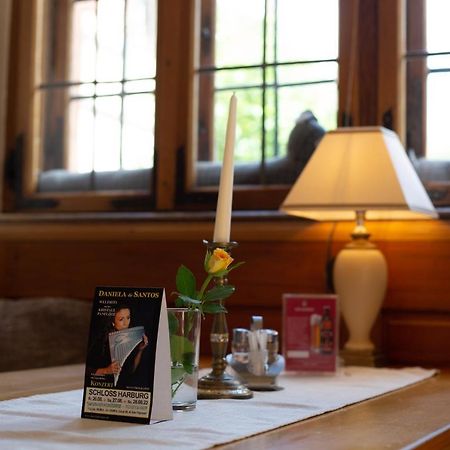Schlosshotel Harburg エクステリア 写真