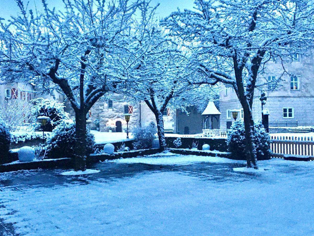 Schlosshotel Harburg エクステリア 写真