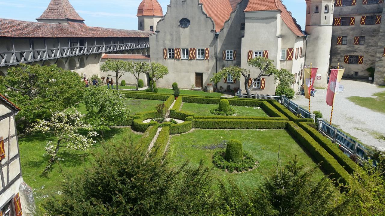 Schlosshotel Harburg エクステリア 写真
