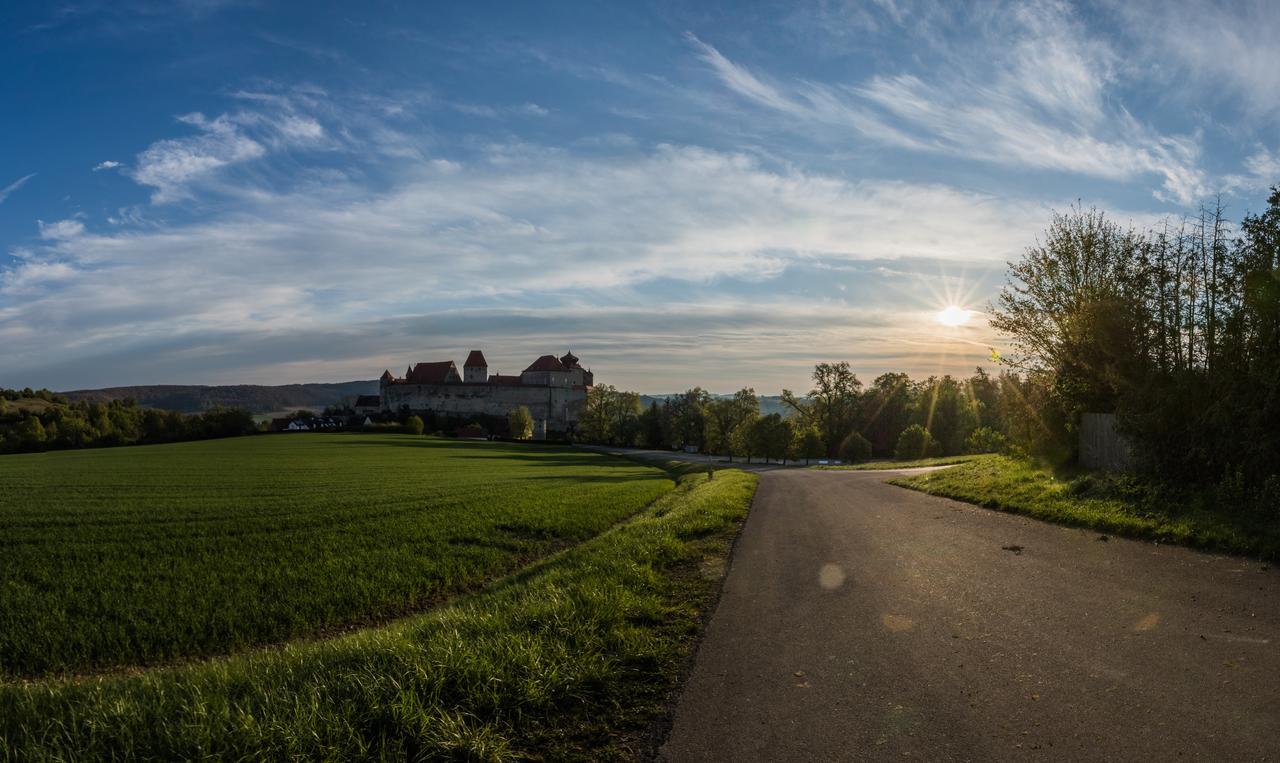 Schlosshotel Harburg エクステリア 写真